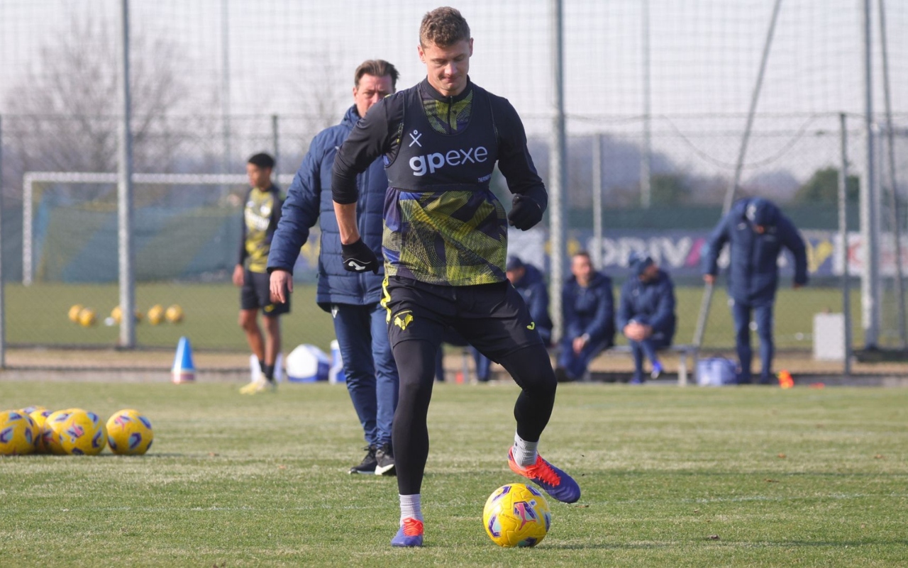 dawidowicz allenamento hellas verona