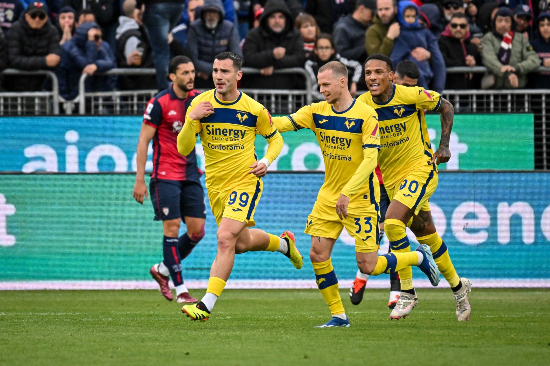 bonazzoli cagliari hellas verona
