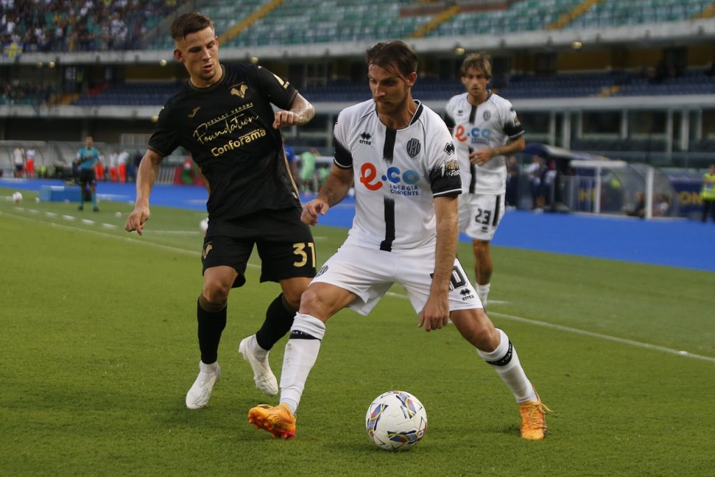 tomas suslov hellas verona