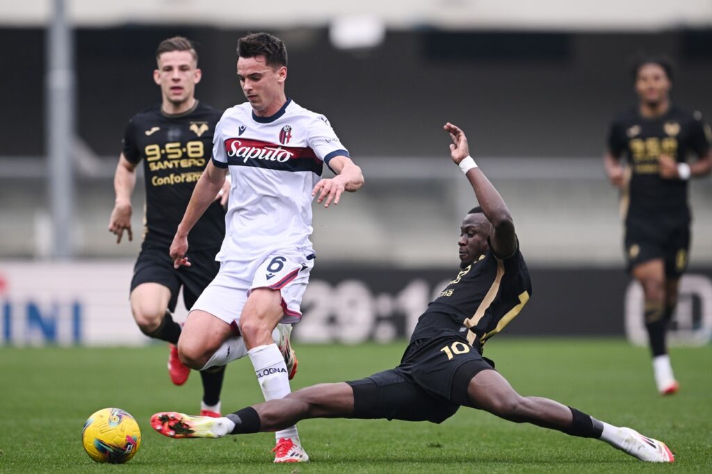 cheikh niasse hellas verona