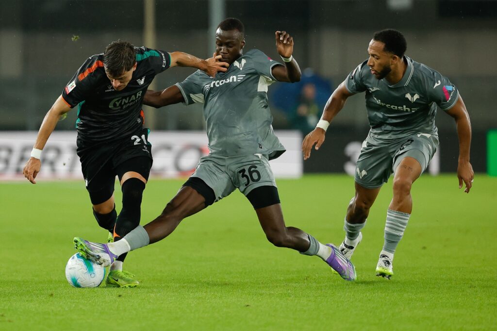 cheikh niasse hellas verona