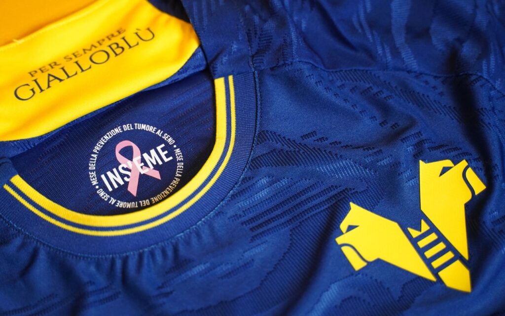 maglia asta verona tumore al seno