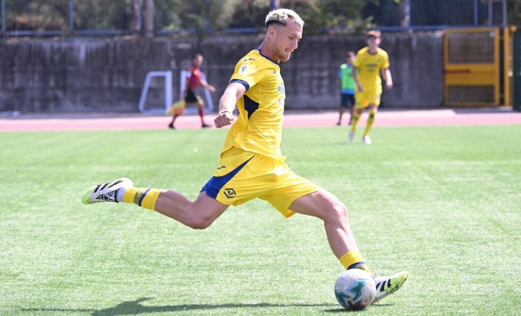 adi kurti primavera hellas verona