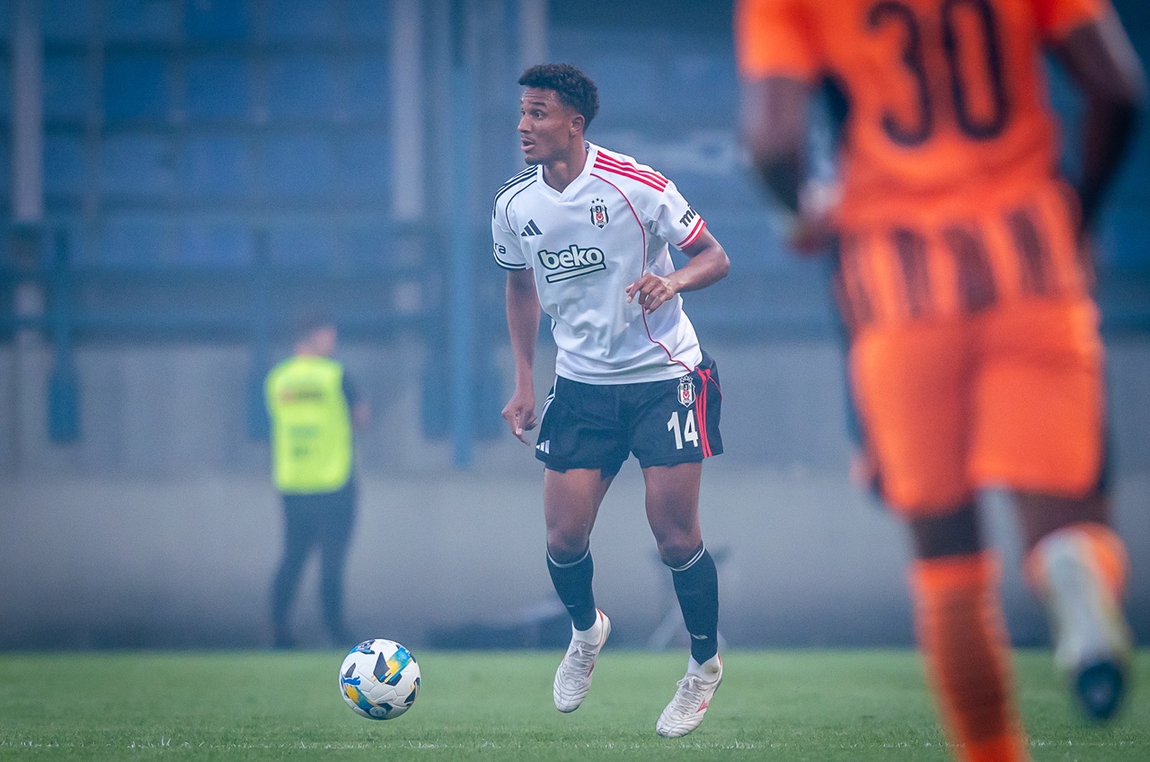 Felix Uduokhai besiktas hellas verona