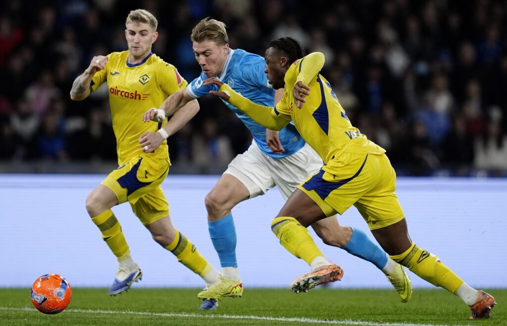 armel bella kotchap nicolas valentini hellas verona