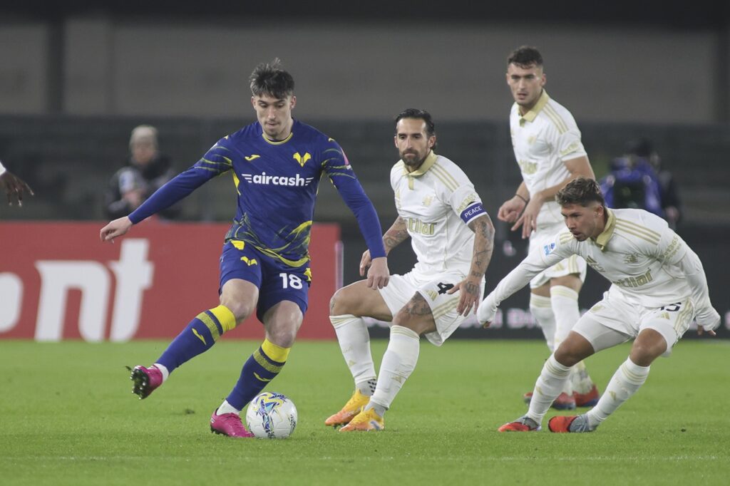 kieron bowie hellas verona