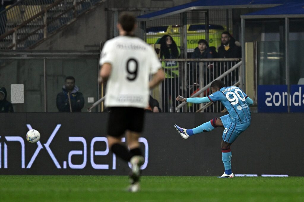 folorunsho cagliari parma