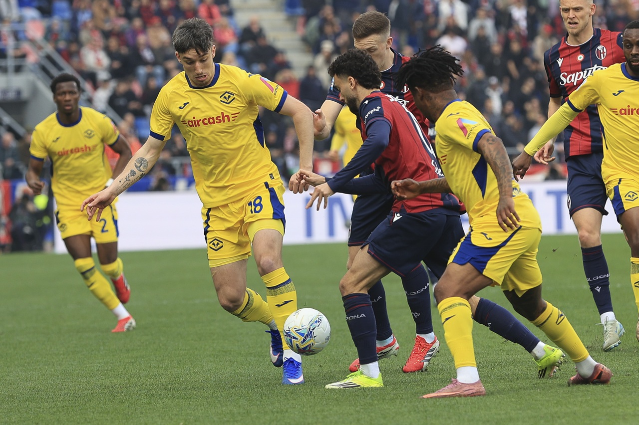 kieron bowie hellas verona