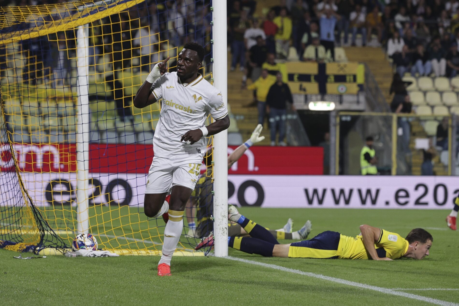 Verona-Catanzaro, la probabile formazione gialloblù di CH