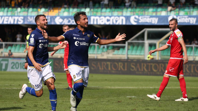 Karim Laribi. Esultanza goal
Verona 16-09-2018 Lo stadio Bentegodi 3 giornata di campionato Serie B 2018/2019 Hellas Verona / Carpi
Foto Alberto Mariani SilPress
