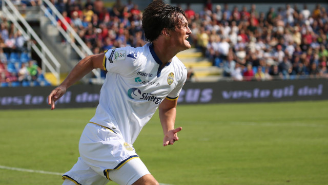 CROTONE - HELLAS VERONA 22-09-2018. ESULTANZA DI HENDERSON. ALBERTO MARIANI/SILPRESS