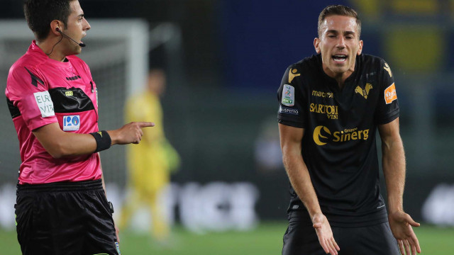 Delusione
Verona 05-10-2018 Stadio Bertegodi 7 giornata di campionato Serie B 2018/2019
Hellas Verona / Lecce
Foto Alberto Mariani SilPress