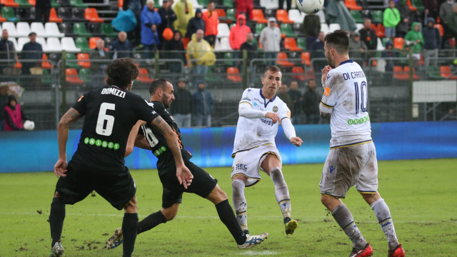 CONTRASTO
Venezia 21-10-2018 Stadio 9 giornata di campionato Serie B 2018/2019
Venezia / Hellas Verona
Foto Alberto Mariani SilPress
