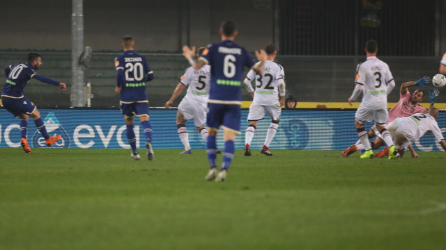 SAMUEL DI CARMINE goal- 1-0
VERONA 23 -11-201813 giornata di campionato Serie B 2018/2019
Hellas Verona / Palermo
Foto Alberto Mariani SilPress
