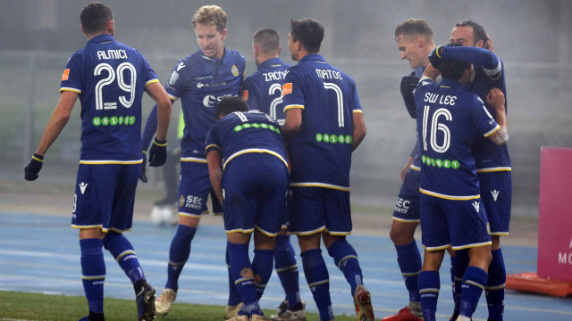 GIANPAOLO PAZZINI ESULTANZA GOAL
Verona 27 -12-2018. campionato Serie B 18 Giornata 2018 / 2019
Hellas Verona / Cittadella
Foto Alberto Mariani SilPress