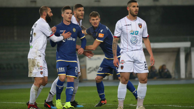 HELLAS VERONA-COSENZA 28-01-2019. LUBOMIR TUPTA E PAWEL DAWIDOWICZ. SILPRESS