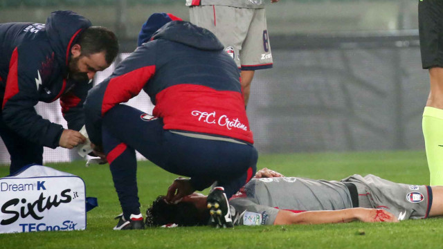 VERONA-CROTONE 10-02-2019 INFORTUNIO A VAISANEN. SILPRESS