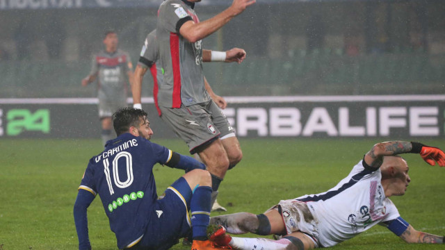 HELLAS VERONA - CROTONE 10-02-2019. GOL DI SAMUEL DI CARMINESILPRESS