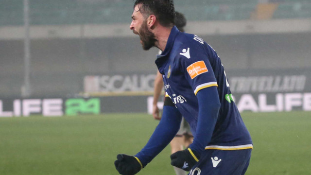 HELLAS VERONA - CROTONE 10-02-2019. ESULTANZA DI SAMUEL DI CARMINE. SILPRESS