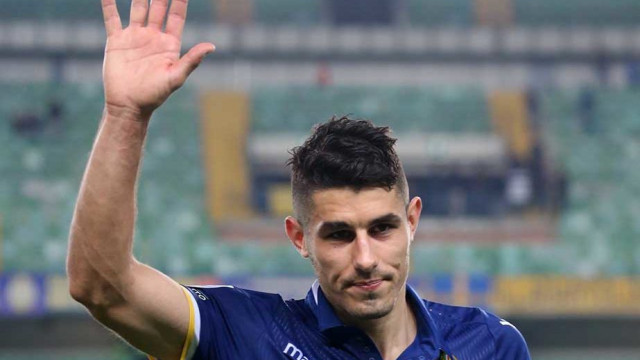 HELLAS VERONA-BRESCIA 02-04-2019 MARCO FARAONI SALUTA. SILPRESS