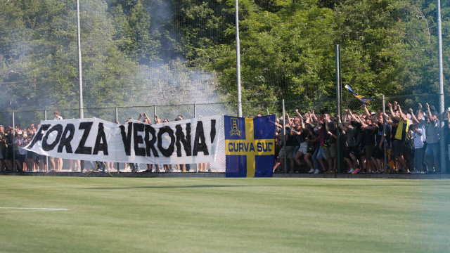 HELLAS VERONA 01-06-2019 TIFOSI CON LO STRISCIONE FORZA VERONA. SILPRESS