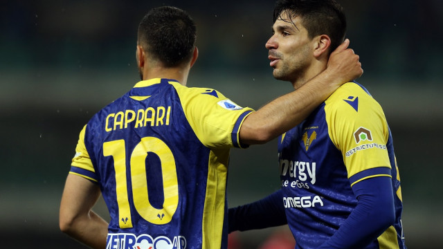 Verona 23/04/2022 - campionato di calcio serie A / Hellas Verona-Sampdoria / Image Sport
nella foto: Gianluca Caprari-Giovanni Simeone