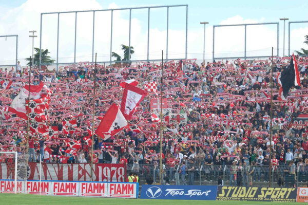 Curva-Vicenza-Ultras