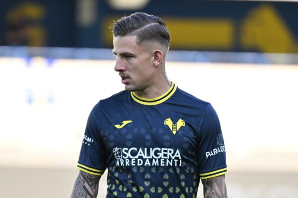 IPA88198523 - Tomas Suslov of Hellas Verona FC during the warm-up of soccer match between Hellas Verona FC and SS Arezzo, MD3 of Serie BKT Italian Soccer Championship 2026/2027 at Marcantonio Bentegodi Stadium on September 6, 2026 in Verona, Italy.