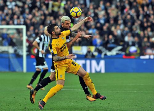 UDINESE-VERONA 23-12-2017 DANIEL BESSA E VALON BEHRAMI. SILPRESS