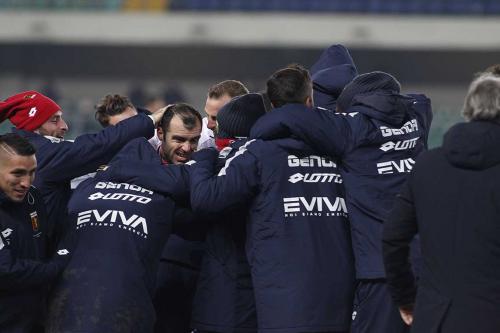 VERONA, ITALIA, 04 DICEMBRE 2017, STADIO MARC'ANTONIO BENTEGODI, 15° GIORNATA CAMPIONATO SERIE A TIM 2017/2018, INCONTRO TRA LE SQUADRE DELL'HELLAS VERONA E DEL GENOA CFC, NELLA FOTO: ESULTANZA PANDEV DOPO IL GOL