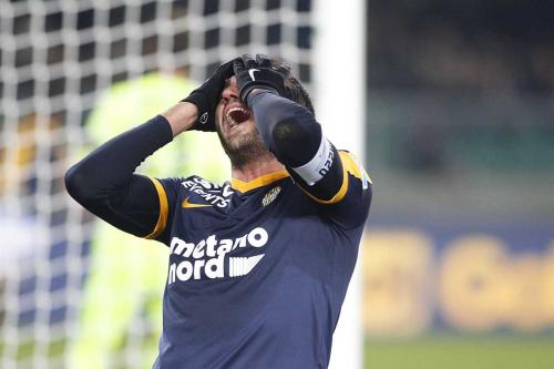 VERONA, ITALIA, 20 NOVEMBRE 2017, STADIO MARC'ANTONIO BENTEGODI, 13° GIORNATA CAMPIONATO SERIE A TIM 2017/2018, INCONTRO TRA LE SQUADRE DELL'HELLAS VERONA E DEL BOLOGNA, NELLA FOTO: DELUSIONE PAZZINI