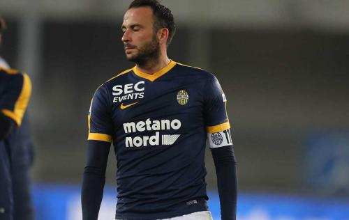 HELLAS  VERONA  /  BOLOGNA  20 -11- 2017 CAMPIONATO SERIE A TIM 2017 -18 SILVER PRESS  PH ALBERTO MARIANI . NELLA FOTO - GIANPAOLO PAZZINI DELUSIONE