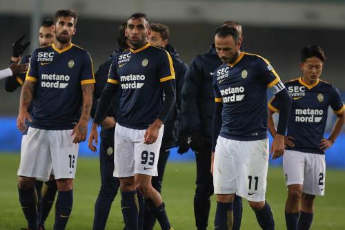 HELLAS  VERONA  /  BOLOGNA  20 -11- 2017 CAMPIONATO SERIE A TIM 2017 -18 SILVER PRESS  PH ALBERTO MARIANI . NELLA FOTO - DELUSIONE