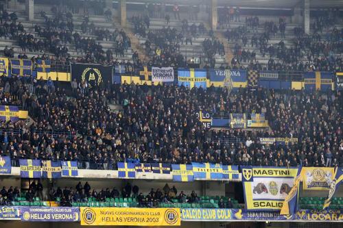 HELLAS  VERONA  /  BOLOGNA  20 -11- 2017 CAMPIONATO SERIE A TIM 2017 -18 SILVER PRESS  PH ALBERTO MARIANI . NELLA FOTO -  TIFOSI HELLAS VERONA