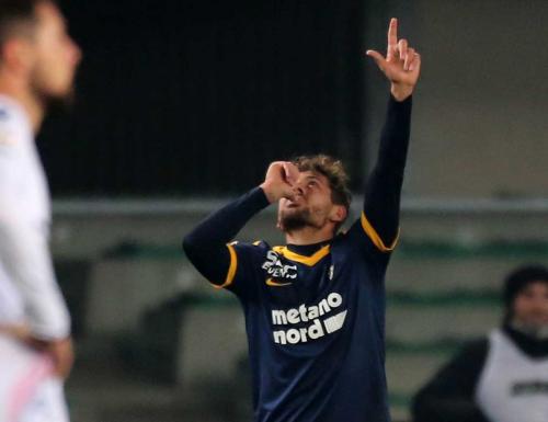HELLAS  VERONA  /  BOLOGNA  20 -11- 2017 CAMPIONATO SERIE A TIM 2017 -18 SILVER PRESS  PH ALBERTO MARIANI . NELLA FOTO - ALESSIO CERCI ESULTANZA GOAL 1-0