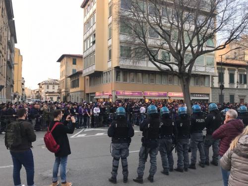 contestazione tifosi fiorentina franchi