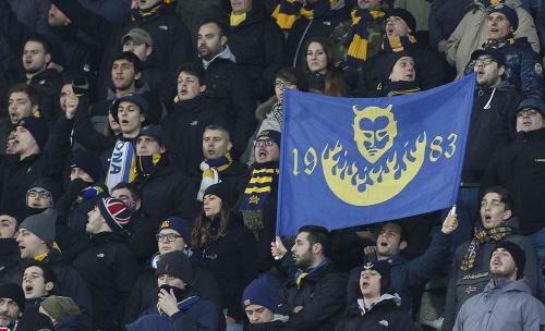 VERONA, ITALIA 29 NOVEMBRE 2017, STADIO MARC'ANTONIO BENTEGODI, IV° TURNO ELIMINATORIO DI TIM CUP 2017/2018, INCONTRO TRA LE SQUADRE DEL CHIEVO VERONA E DELL'HELLAS VERONA, NELLA FOTO: TIFOSI GIALLOBLU'