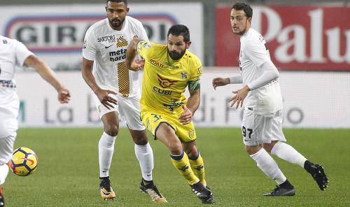VERONA, ITALIA 29 NOVEMBRE 2017, STADIO MARC'ANTONIO BENTEGODI, IV° TURNO ELIMINATORIO DI TIM CUP 2017/2018, INCONTRO TRA LE SQUADRE DEL CHIEVO VERONA E DELL'HELLAS VERONA, NELLA FOTO: PELLISSIER