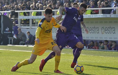 FIORENTINA-VERONA 28-01-18. ALEX FERRARI CONTRASTATO DA THEREAU  .SILPRESS
